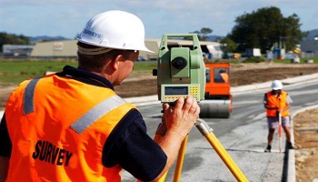 land surveyor