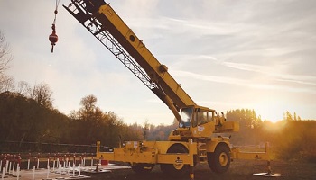 hydra crane operator